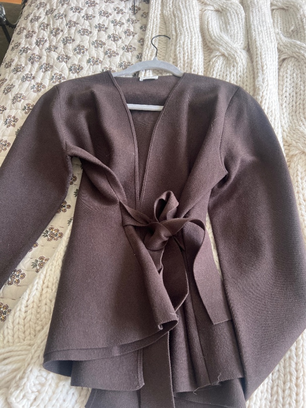 Aritzia commuter cardigan